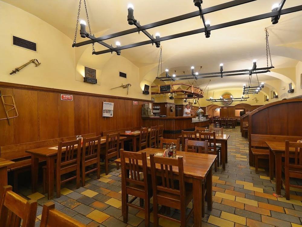 Hotell U Medvidku-brewery Prag